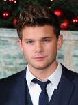 Jeremy Irvine