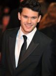 Jeremy Irvine