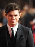 Jeremy Irvine