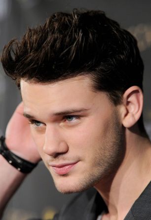 Jeremy Irvine