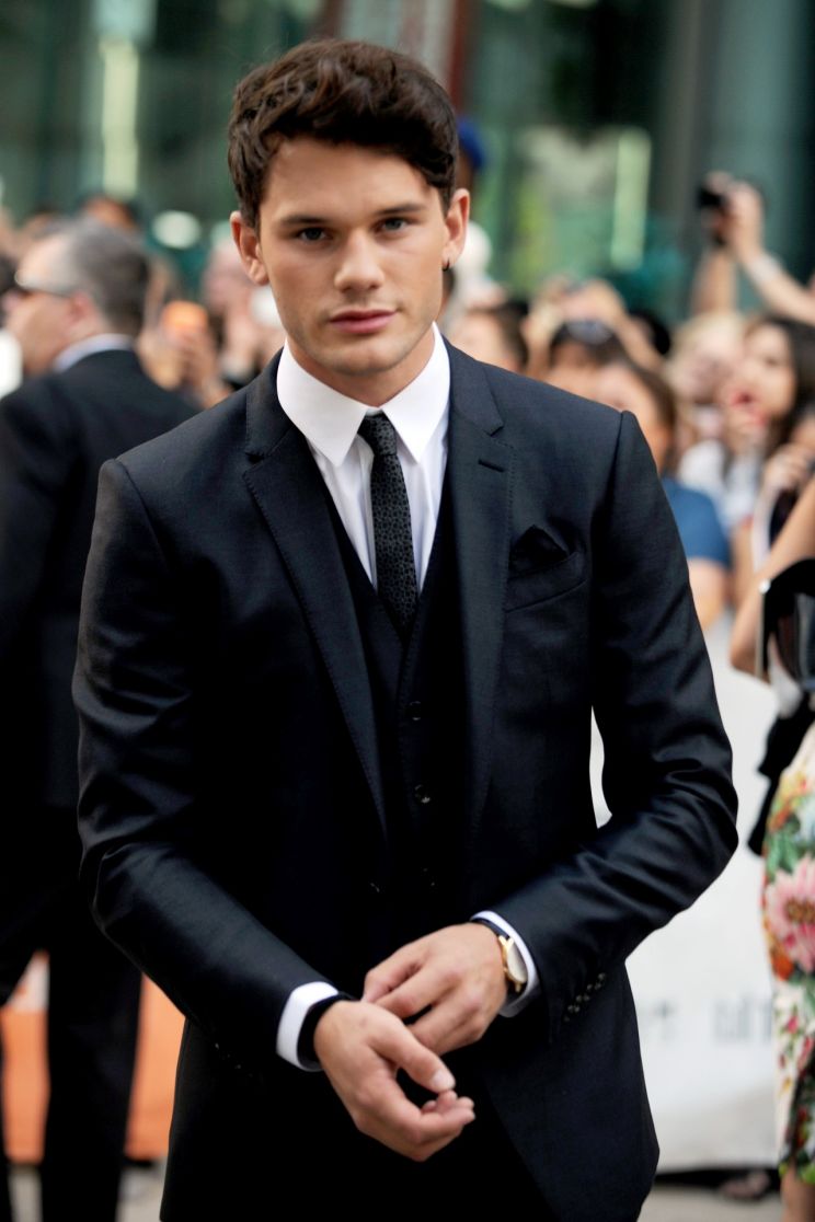 Jeremy Irvine