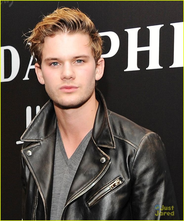 Jeremy Irvine