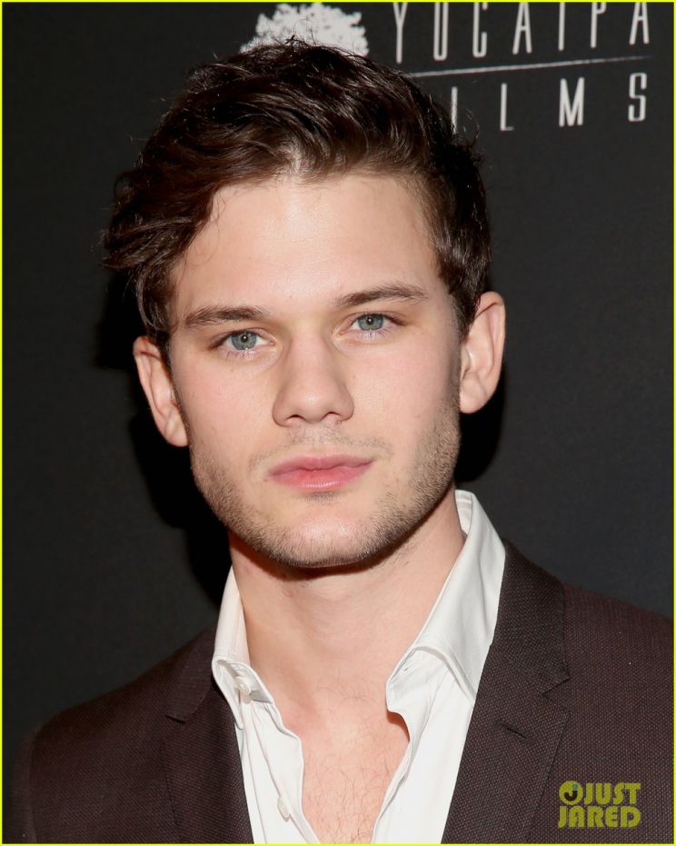 Jeremy Irvine