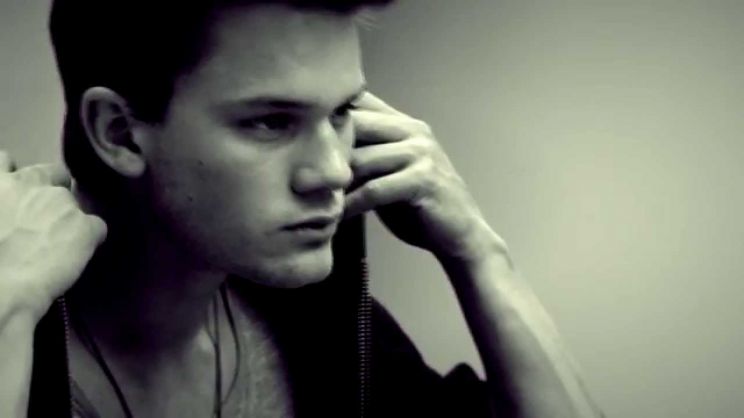 Jeremy Irvine