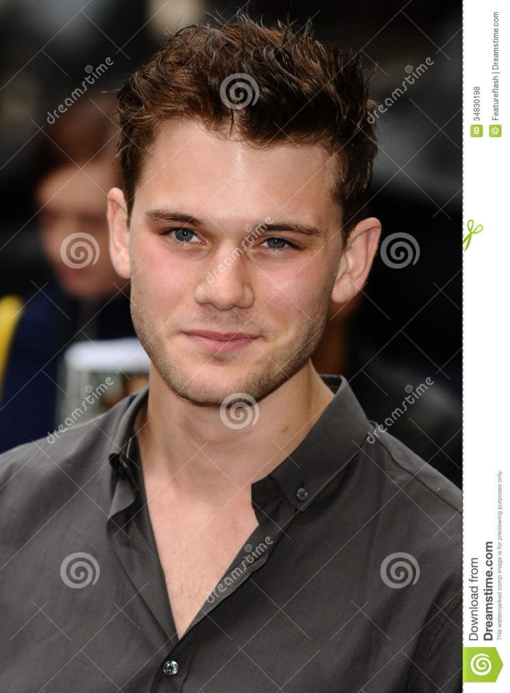 Jeremy Irvine