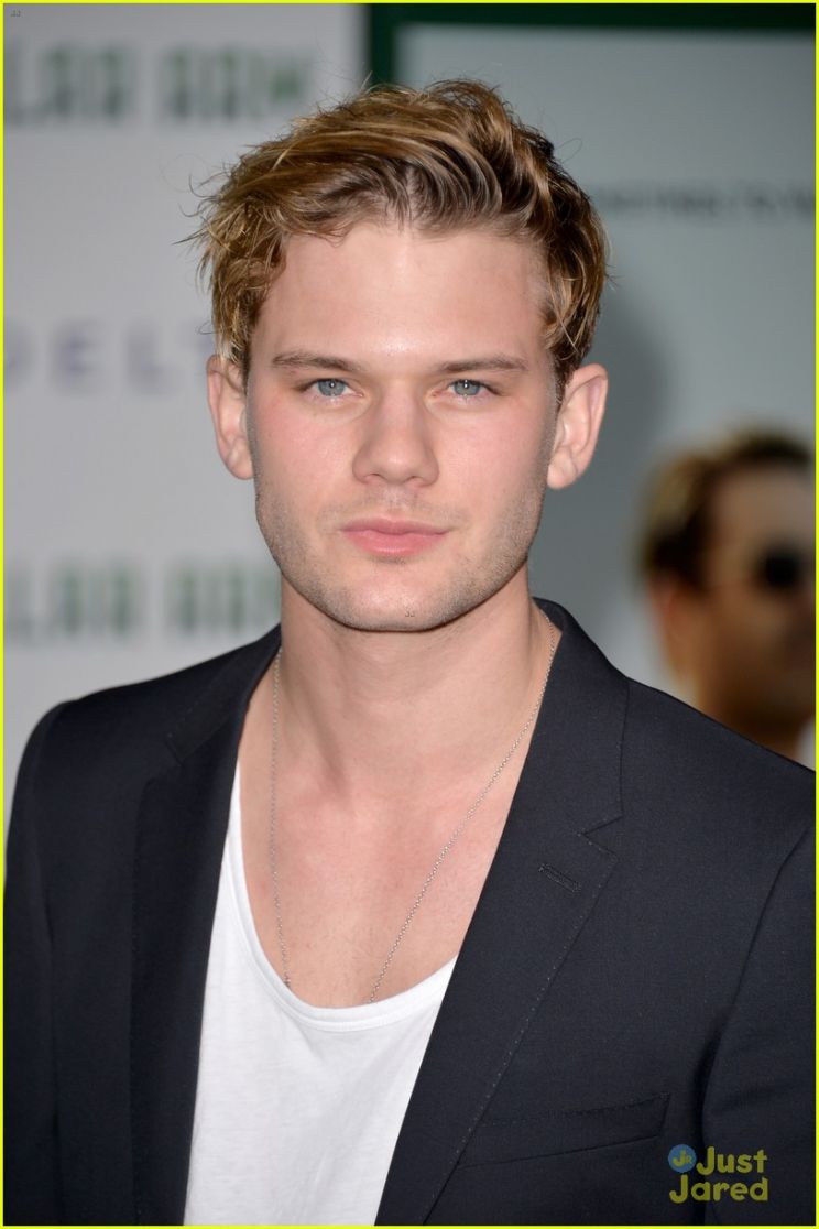 Jeremy Irvine