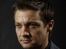 Jeremy Renner #50768 picture (Landscape Medium)