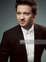 Jeremy Renner #50766 picture (Portrait Medium)
