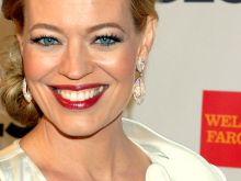Jeri Ryan photo