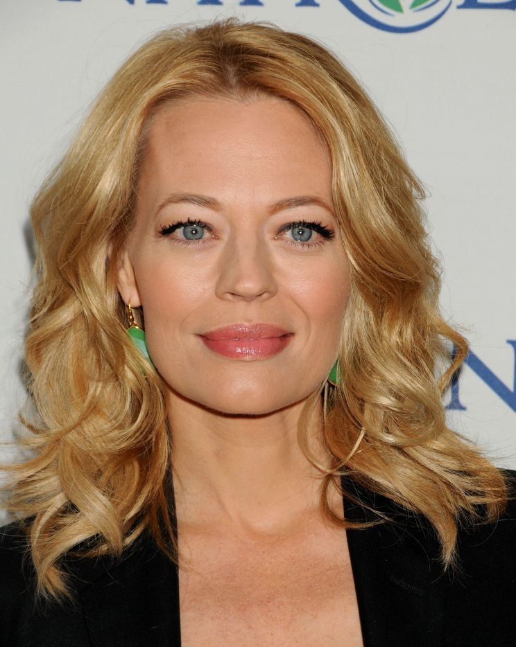 Jeri Ryan