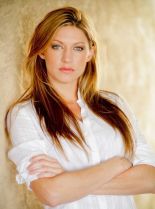 Jes Macallan