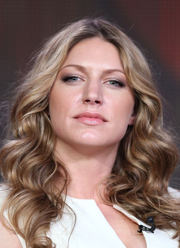 Jes Macallan