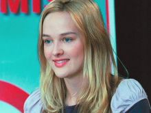 Jess Weixler