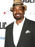 Jesse L. Martin