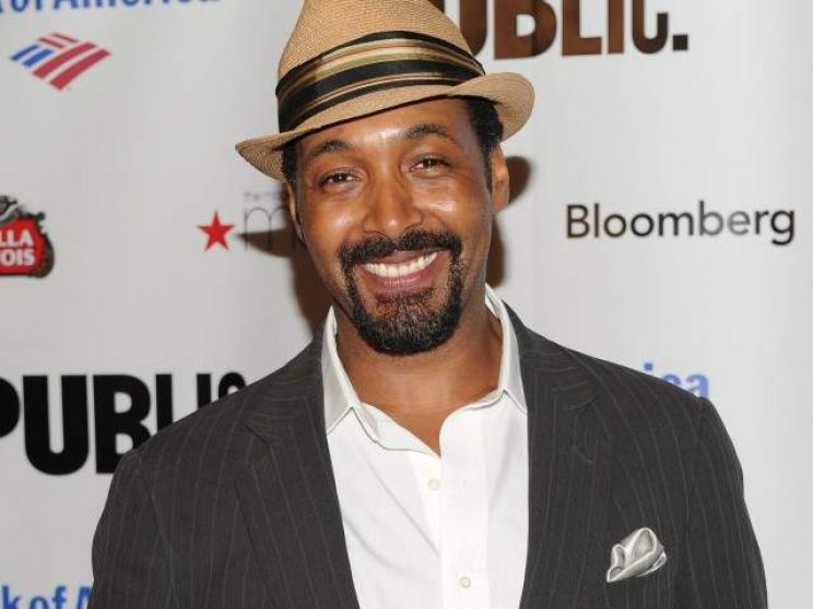 Jesse L. Martin