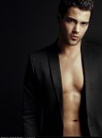 Jesse Metcalfe