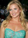 Jessica Capshaw