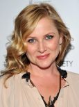 Jessica Capshaw