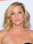 Jessica Capshaw