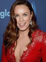 Jessica McNamee