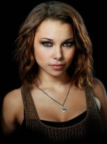 Jessica Parker Kennedy