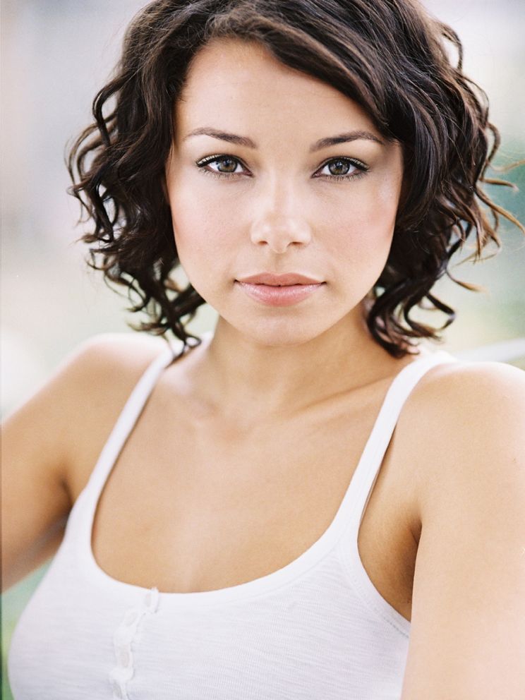 Jessica Parker Kennedy