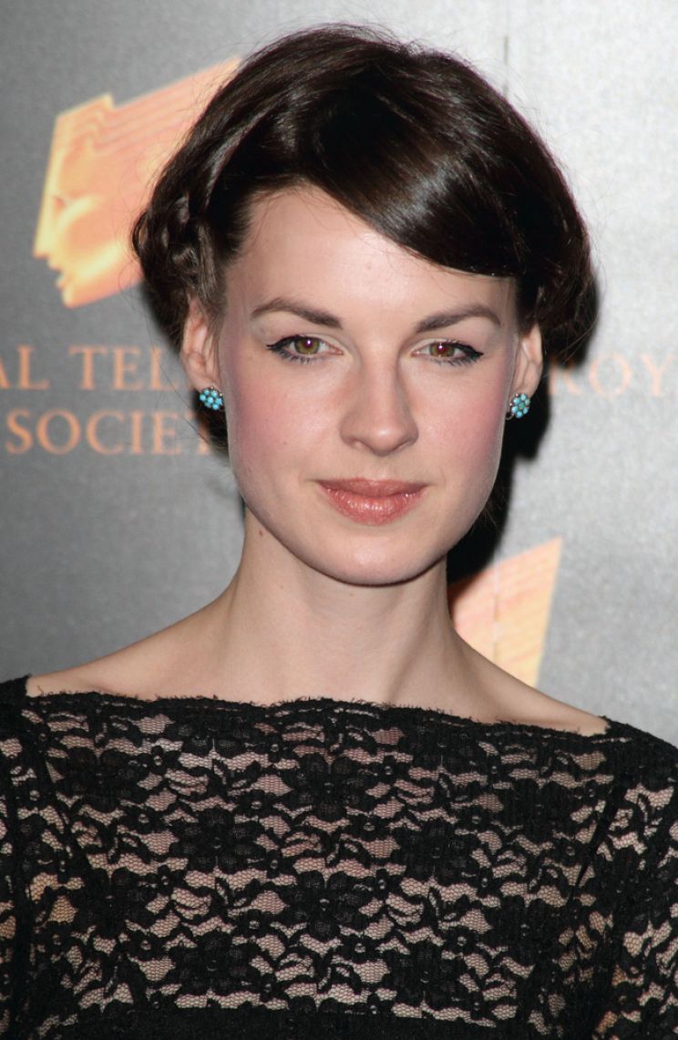 Jessica Raine