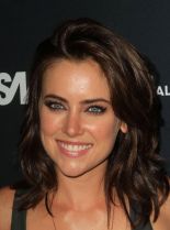 Jessica Stroup photo