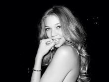 Jessie Andrews photo