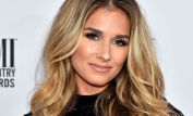 Jessie James Decker