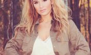 Jessie James Decker