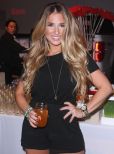 Jessie James Decker