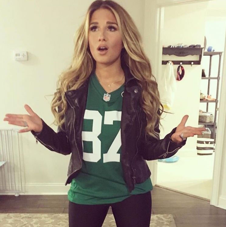 Jessie James Decker