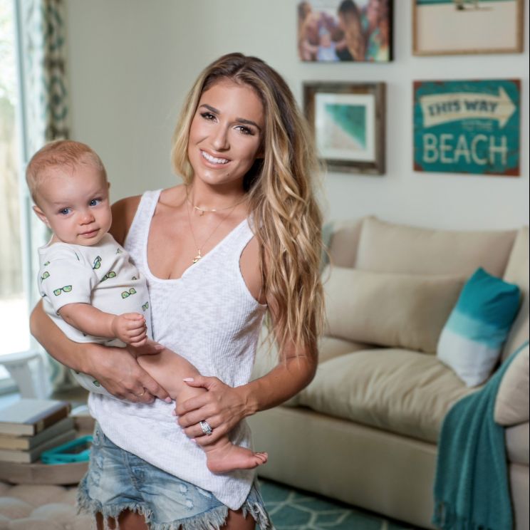 Jessie James Decker