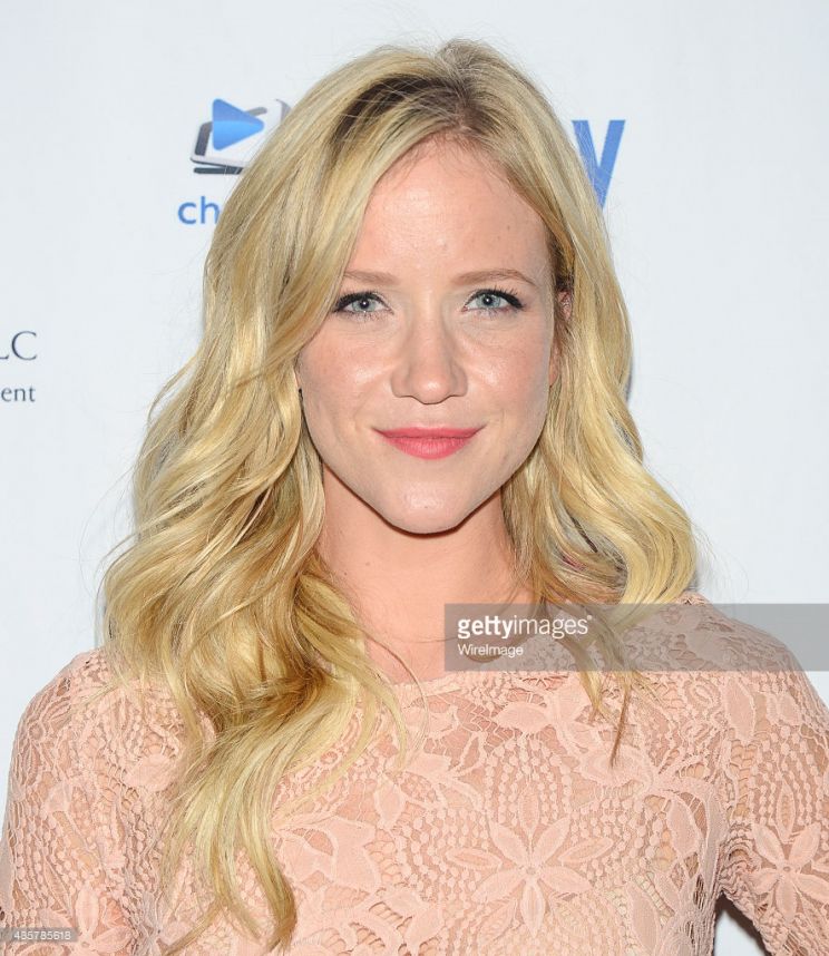 Jessy Schram
