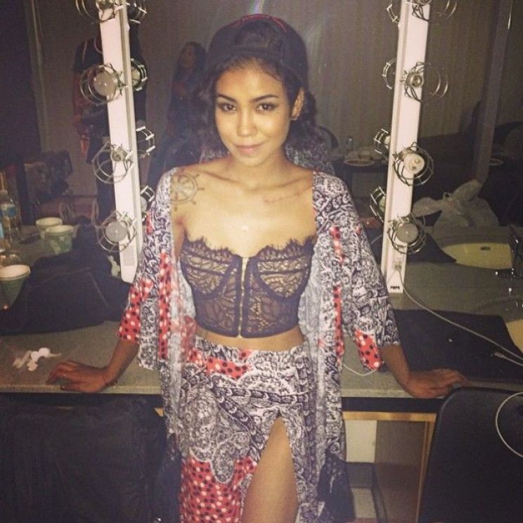 Jhene Aiko
