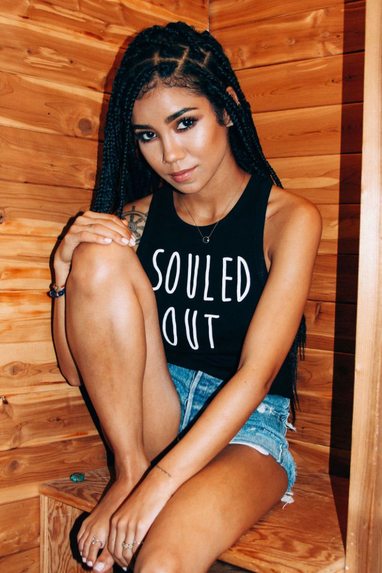 Jhene Aiko