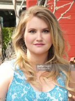 Jillian Bell