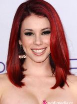 Jillian Rose Reed