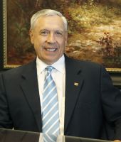 Jim Holmes