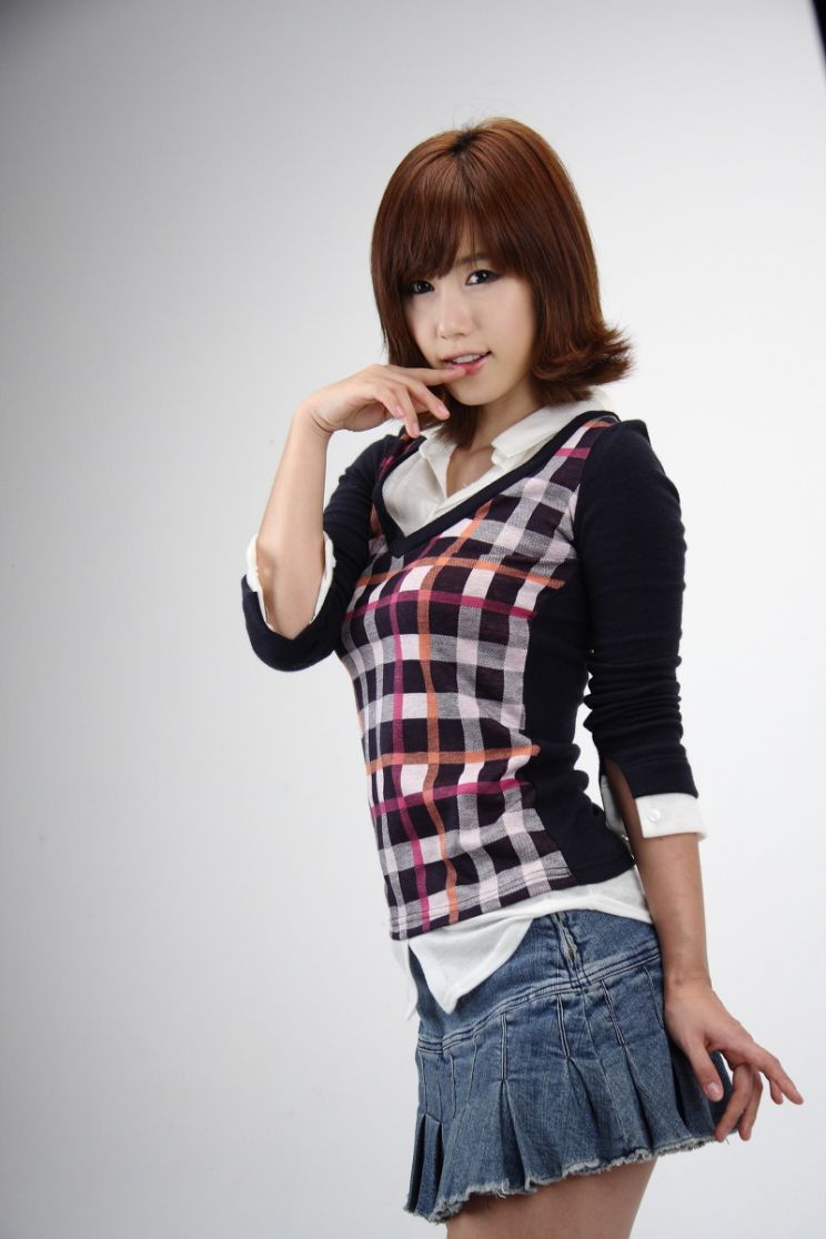Jina Song