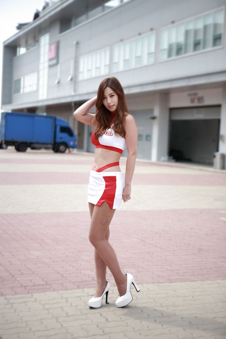 Jina Song