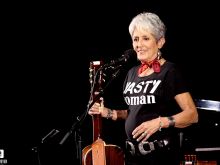 Joan Baez