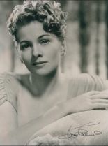 Joan Fontaine photo