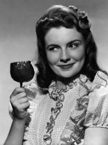 Joan Leslie #851687 picture (Portrait Medium)