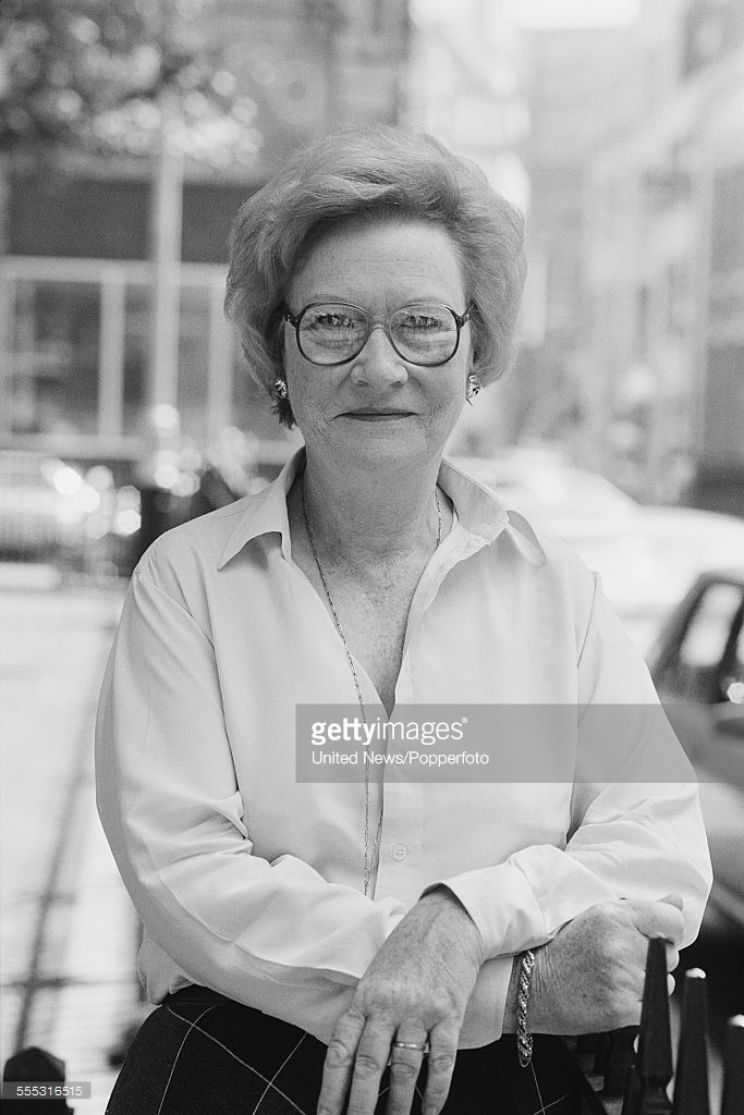 Joan Sanderson