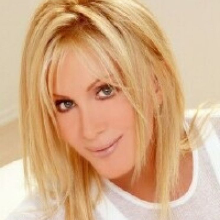 Joan Van Ark