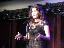 Joanna Gleason