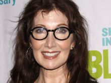 Joanna Gleason