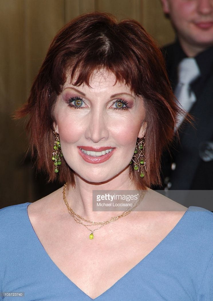 Joanna Gleason